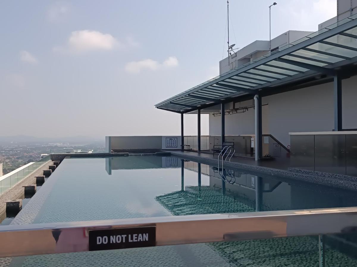 Apartment Toproof Pool 2-6pax 5minjonker Neflix