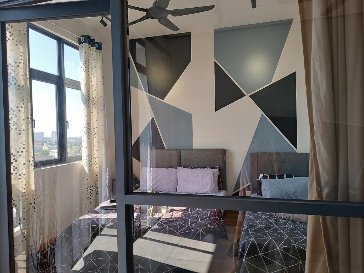 Apartment Toproof Pool 2-6pax 5minjonker Neflix *